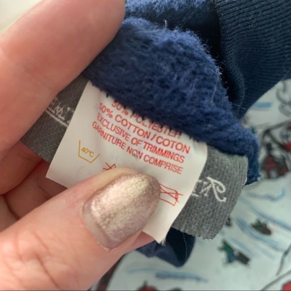 Intimate Details Intimes Christmas Scene Sweater Size 14/16 - Picture 3 of 8